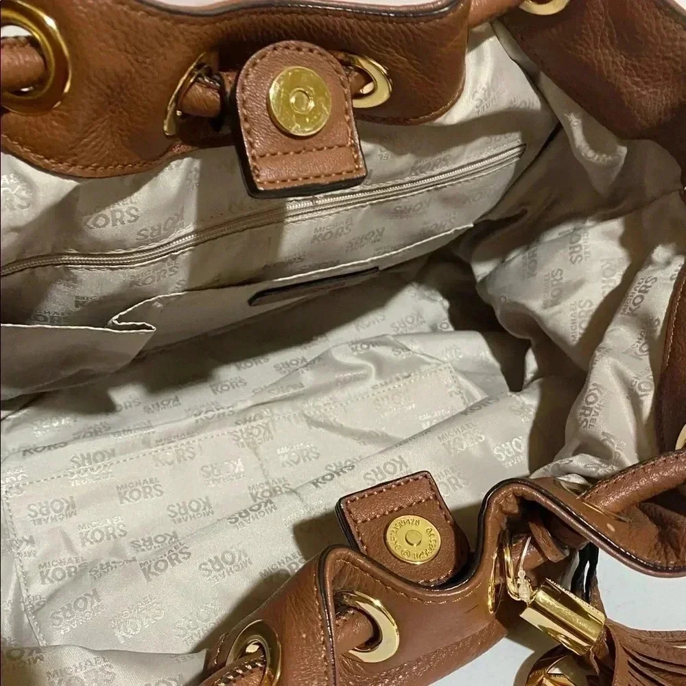 Michael kors brown leather satchel handbag